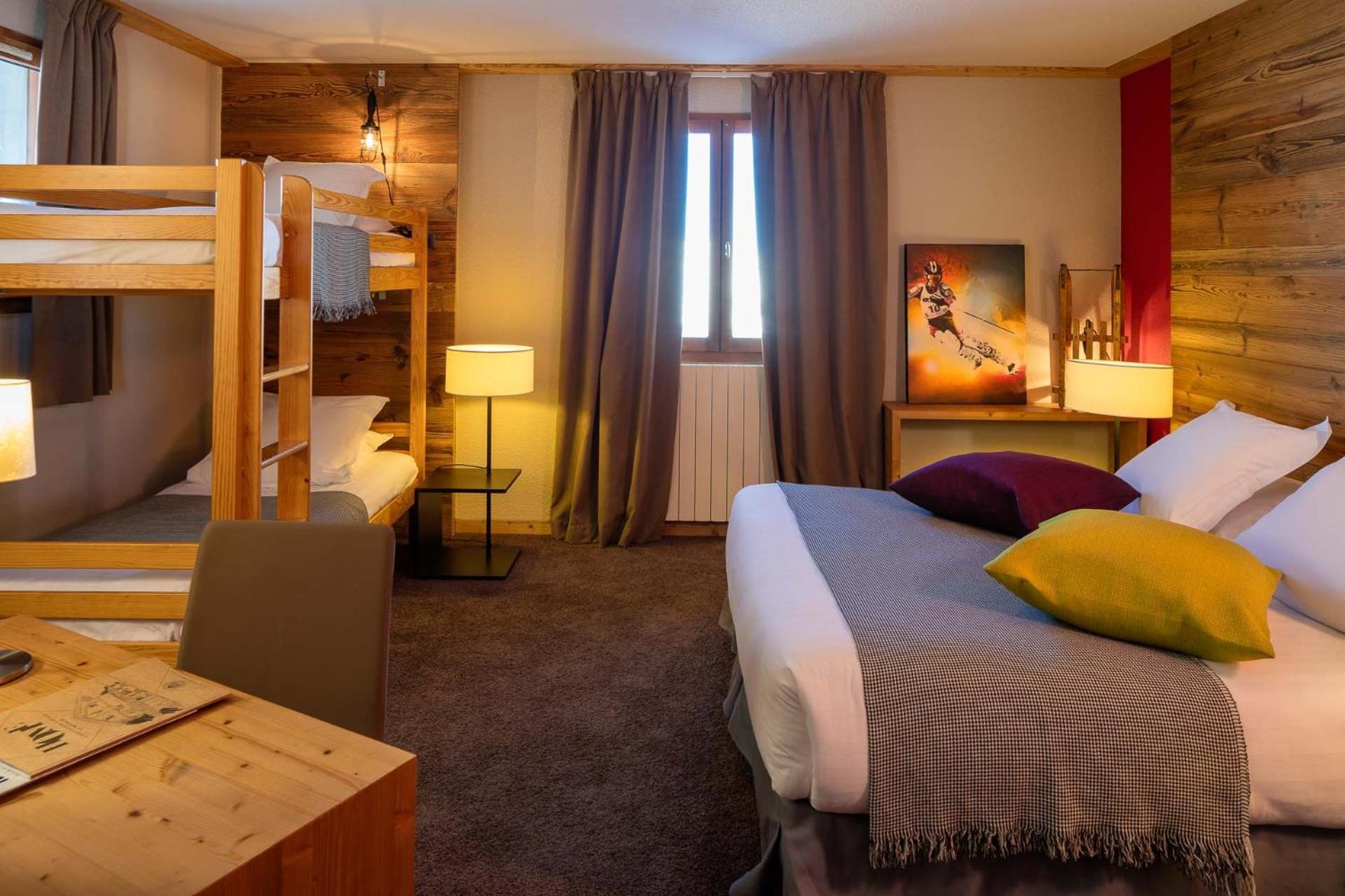 Hillary Hotel Les Menuires Bagian luar foto
